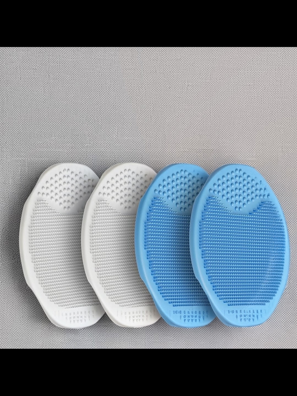 NEW Truly Clear Silicone Face Cleaning Exfoliate Pads White and Blue - Picture 4 of 8